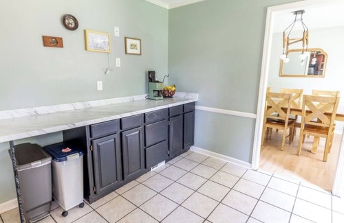 Wade Hampton House | Spacious Family Retreat