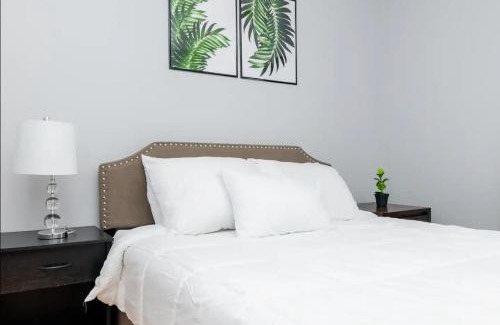 Park Duvalle House | Spacious Family Retreat - Churchill Downs & Downtown
