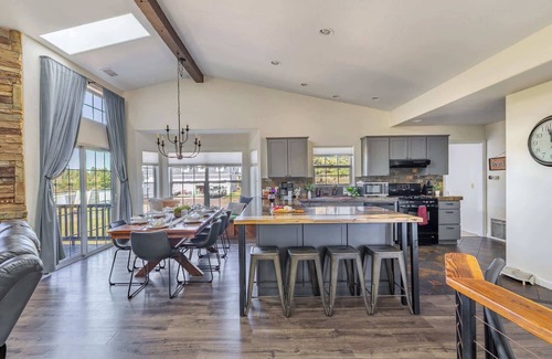 Mountainaire House | Spacious Flagstaff 5BR Hideaway w/Hot Tub