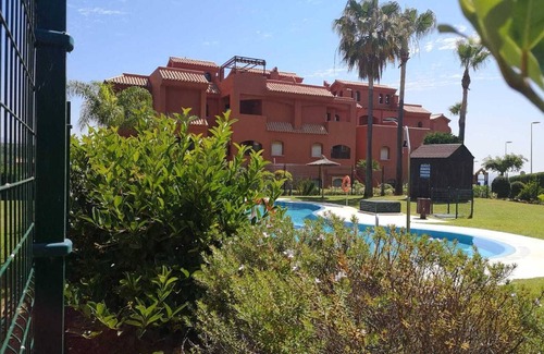 Buenas Noches Apartment | Spacious flat, very quiet and with gardens