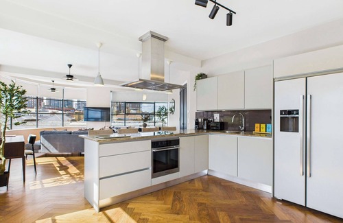 Hoxton Apartment | Spacious Four-Bedroom Haven by Tech City