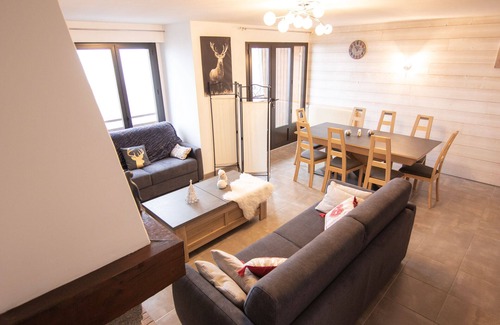 Font-Romeu-Odeillo-Via Apartment | Spacious 70 m² Apartment, South Balcony mountain view, free WIFI and Garage