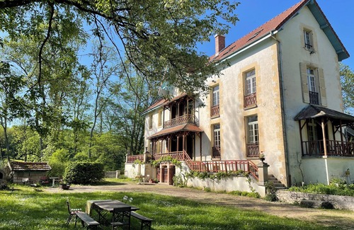 Saint-Germain-des-Bois House | Spacious French villa on a river, unique vacation home for family and friends