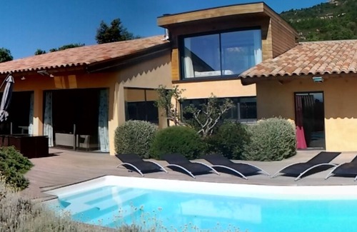 San-Gavino-di-Carbini Villa | Spacious villa for 8 people with swimming pool in Porto Vecchio