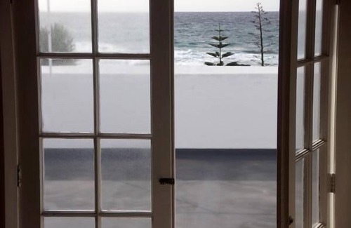 Lagoa House | Spacious, generously furnished house in a row of ancient fishermen’s houses