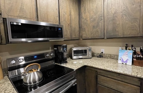Mineral House | Spacious get away cabin in Mineral, minutes from Lassen south entrance