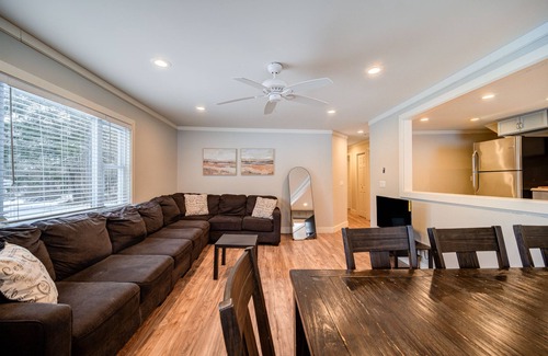 Tannersville House | Spacious Getaway with Nearby Dining : Yard Games