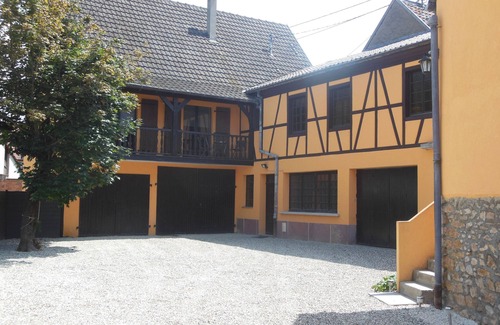 Ingersheim Apartment | Spacious Gîte du Vigneron with spa, billiards and table soccer 3 km from Colmar