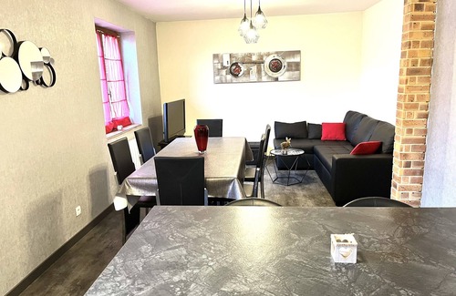 Ingersheim Apartment | Spacious Gîte du Vigneron with spa, billiards and table soccer 3 km from Colmar