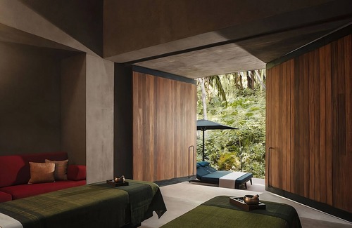 Lo de Marcos House | Spacious Good-Value Accommodation! Pools, Beachfront, Near Rincón De Guayabitos!