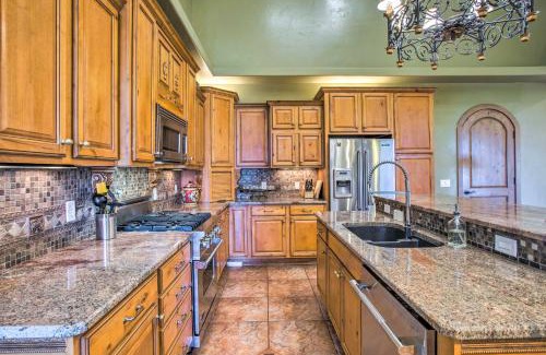 Redlands House | Spacious Grand Junction Home with Mountain View