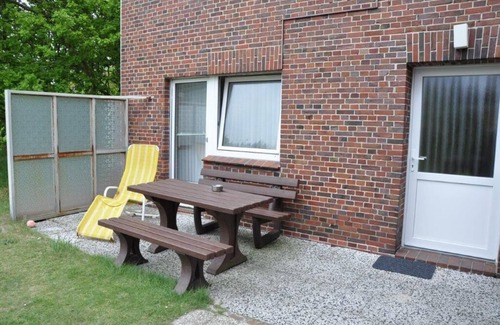 Baltrum Apartment | Spacious ground floor apartment with direct garden access