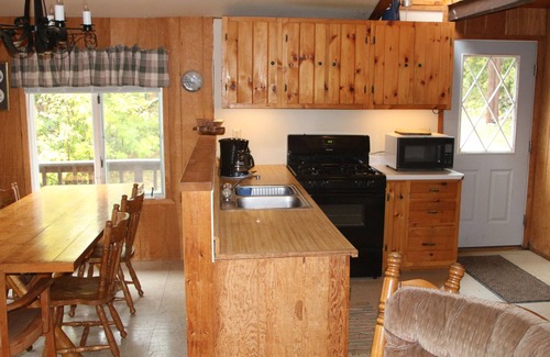 Ely Cabin | Spacious Group Cabin Overlooking Moose Lake with Vaulted Ceilings, Loft & Porch