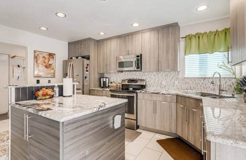 Westridge House | Spacious Highlands Ranch Home | Pet-Friendly | Fenced Yard | Mid Term Stay