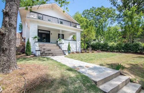 Birmingham House | Spacious Highland Park Home, Family&pet Friendly
