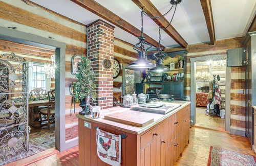 New Haven Cabin | Spacious & Historic Cabin in New Haven w/Pond!