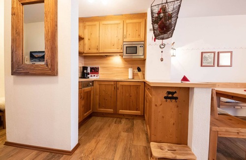 Untergrainau Apartment | Spacious holiday apartment "Löwenzahn" in a quiet location in the holiday villag