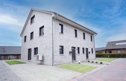 Albersdorf House | Spacious holiday/fitter's house Wackenhuus 6 in Albersdorf for up to 6 people