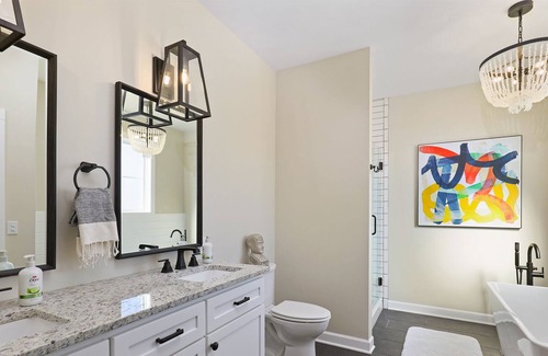 Cave City House | Spacious home close to Mammoth Cave NP!