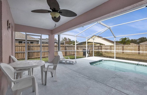 Thousand Oaks House | Spacious home close to Disney and attractions