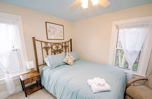 Columbus House | Spacious home in a quiet neighborhood of Columbus!