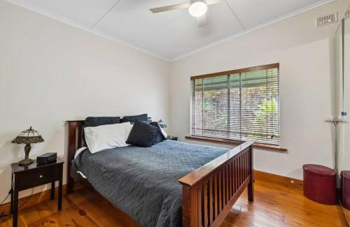 Camden Park House | Spacious home near Glenelg