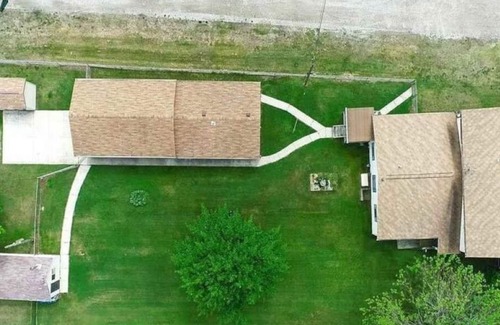 Harsens Island House | Spacious Home Off Lake St Clair On Harsens Island