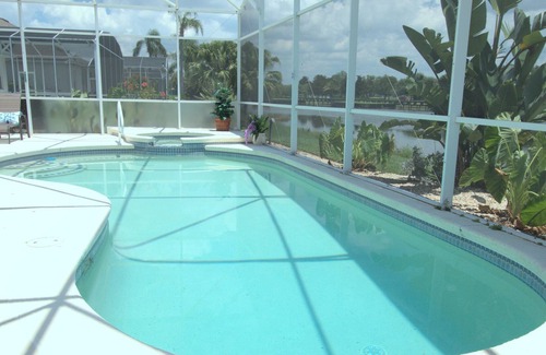 Ridgewood Lakes House | Spacious home w/ private pool by Disney!