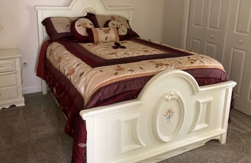 Thousand Oaks Villa | Spacious home with pool and spa, near Disney, malls, and resturants
