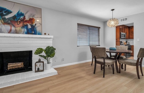 Lake Balboa House | Spacious Home with Gazebo, Lounge Near Lake Balboa