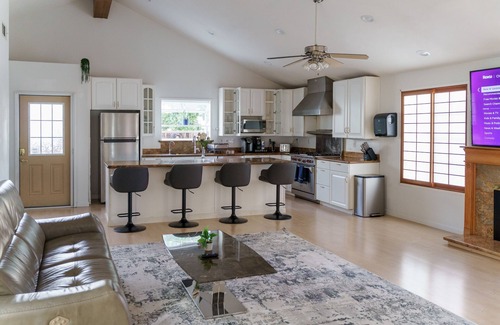 Berryessa House | Spacious Home & Yard, Great for big groups & companies