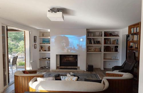Cabasson House | Spacious house with pool in Cabasson