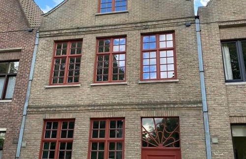 Historical Center Bruges House | Spacious house in the historic center of Bruges