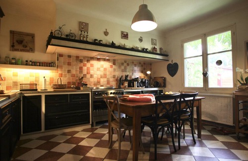 Aureilhan House | Spacious house near lake with private pool, perfect for 16 guests