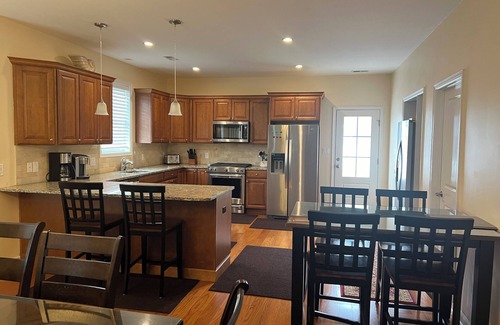 Wildwood Crest House | Spacious House Private Pool Ocean View 2 Decks 4 King Bed close to Ocean