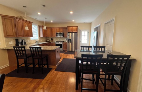 Wildwood Crest House | Spacious House Private Pool Ocean View 2 Decks 4 King Bed close to Ocean