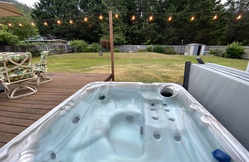 Hiouchi House | Spacious House with Game Room, 2 mins from Jed Smith Redwood Park & Smith River