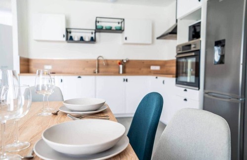 Lavaur House | Spacious house with air conditioning, garden and parking.