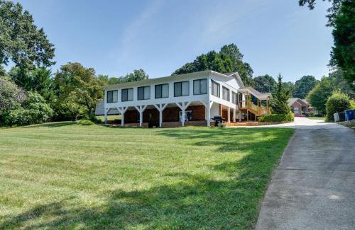 Lake Norman of Catawba House | Spacious Lake Norman Retreat with Boat Ramp!