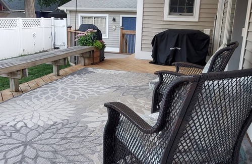 Ferrysburg House | Spacious lakeview home within minutes of beaches, state parks and shopping.