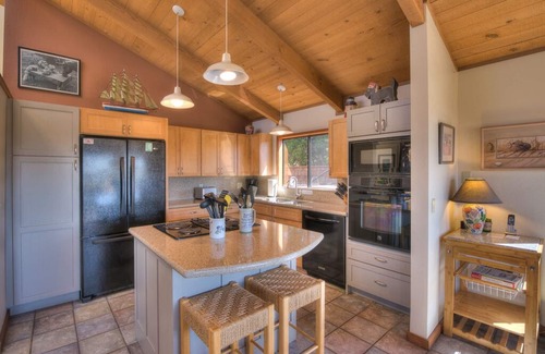 Sea Ranch House | Spacious living area opens to beautiful ocean views