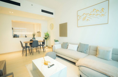 Al Quoz Apartment | SPACIOUS LUXURY 2 BEDROOM CONDO- PRIME DUBAI LOCATION