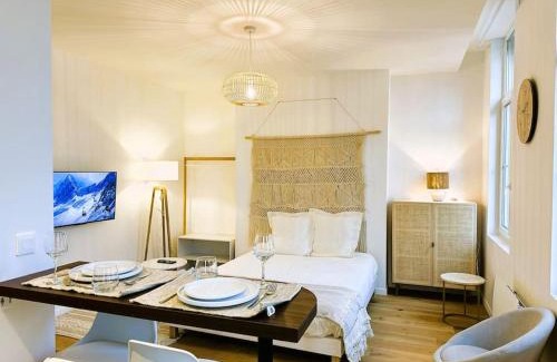 Henriville Apartment | Spacious & Luxuary Studio