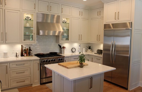 Saint Simons Island House | Spacious, Luxurious and Flexible Home on South End of SSI. 1 or 2 BR with Pool.