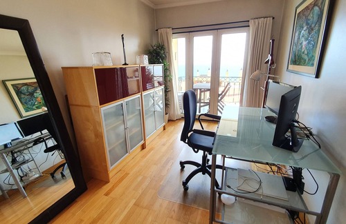 Parede Apartment | Spacious luxury apartment with 180° ocean view, pool, seafront beach