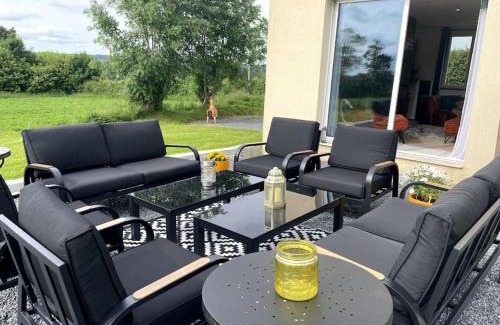 Estry House | Spacious Luxury countryside retreat