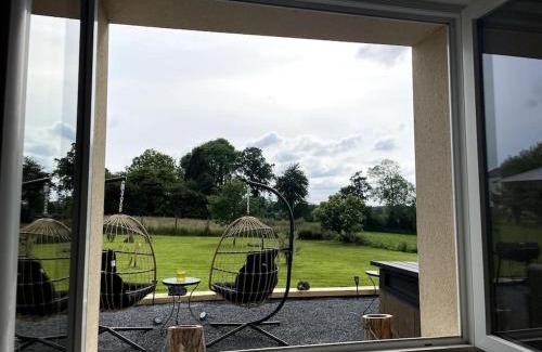 Estry House | Spacious Luxury countryside retreat