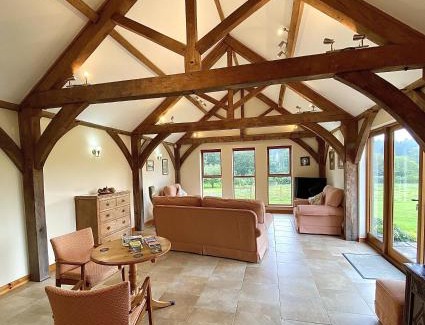 Torrington Villa | Spacious Luxury barn conversion - next to Tarka Trail cycle path