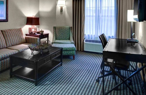 Lindbergh House | Spacious Luxury Suite! Enjoy Pool & Patio!