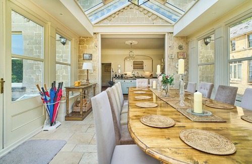 Limpley Stoke House | SPACIOUS LUXURY VICTORIAN COUNTRY HOUSE, STUNNING VIEWS NEAR BATH, Local Pub,